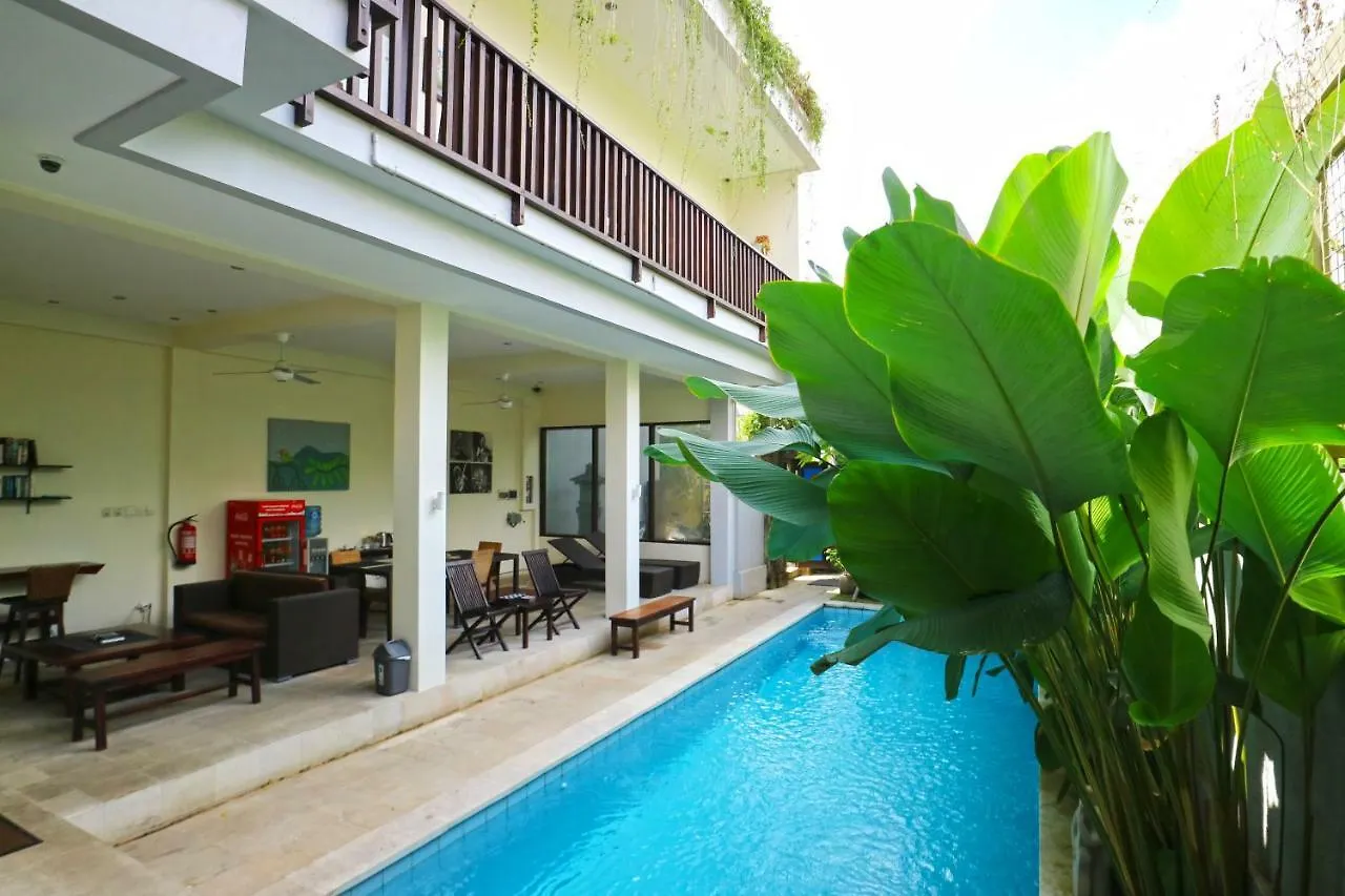 Reddoorz Hostel Near Gwk Main Gate Ungasan  Indonesia
