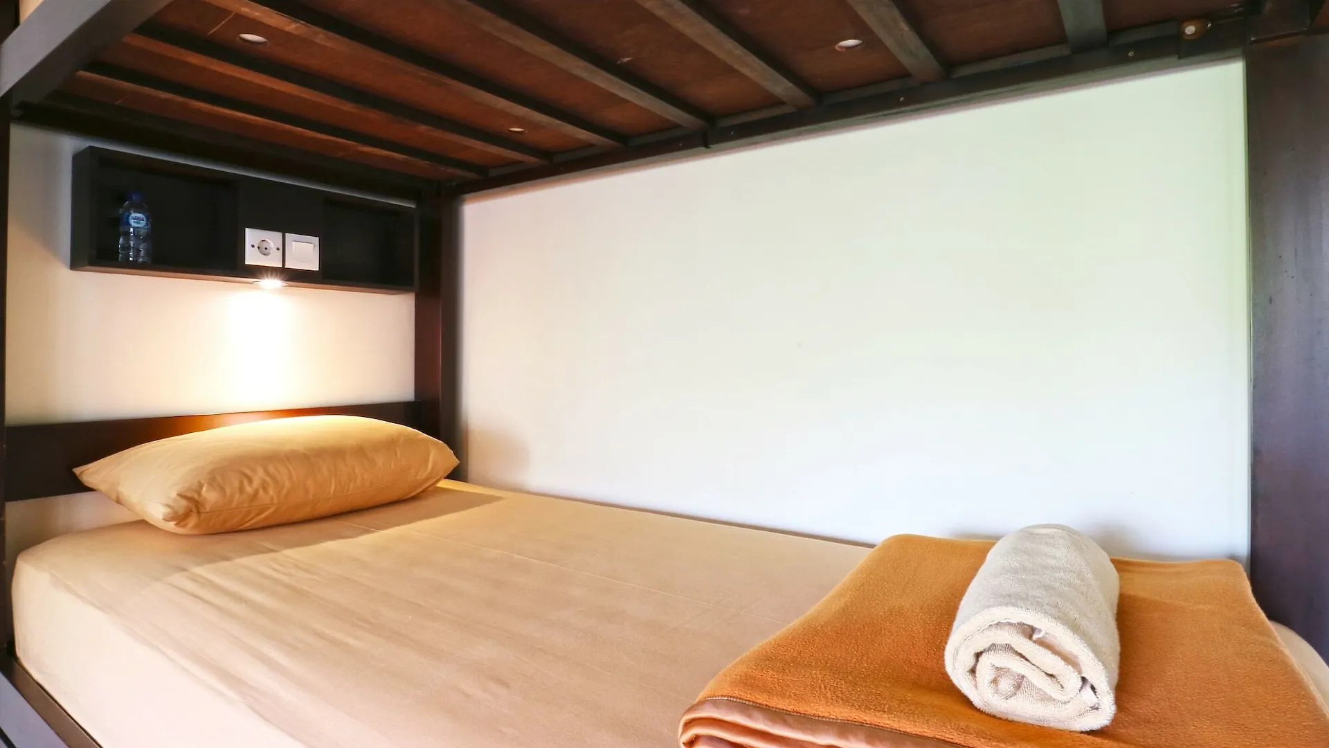 Reddoorz Hostel Near Gwk Main Gate أونغاسان إندونيسيا